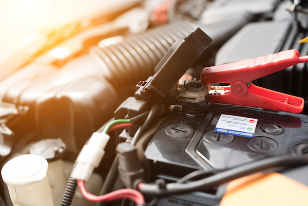 5 Signs of a Dying Car Battery